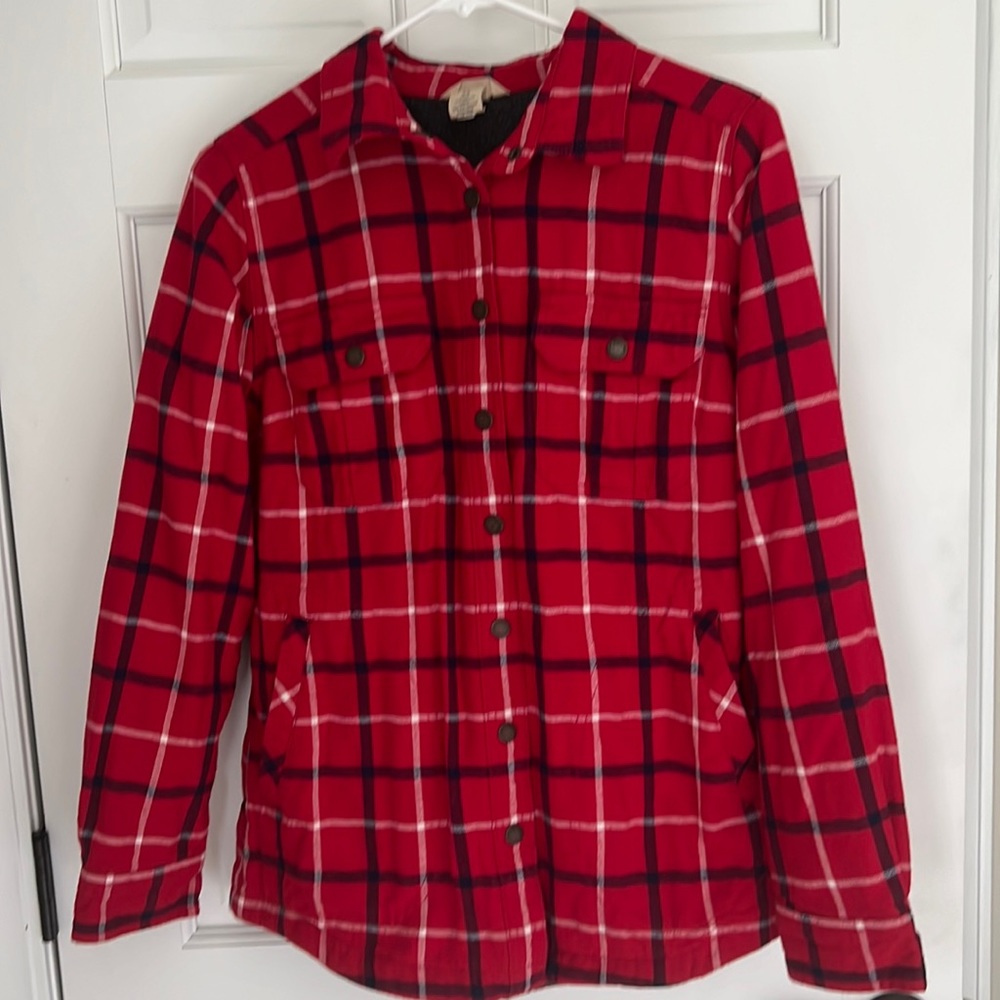 Deluth Trading fleece lined woman’s flannel long sleeve shirt.